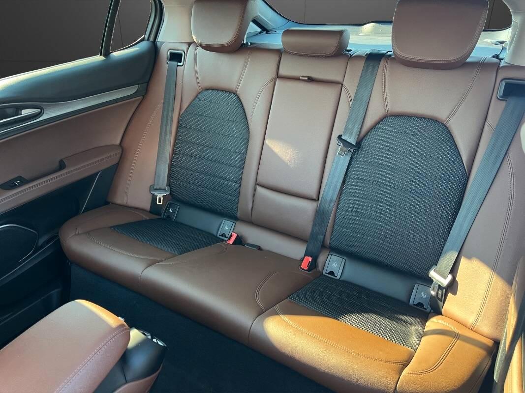 Alfa Romeo Stelvio 2.2 t Sprint Q4 190cv auto - Tetto Apribile