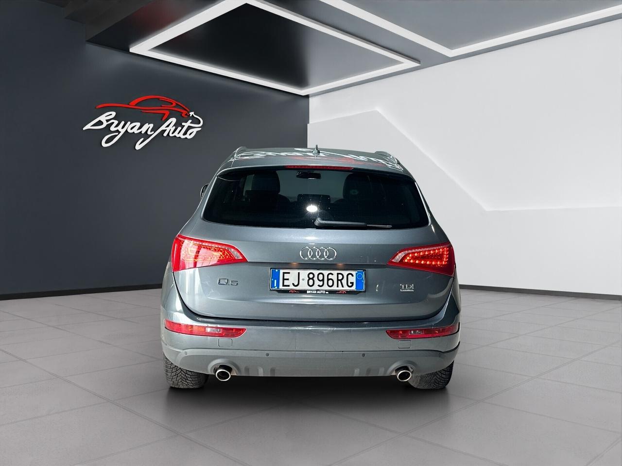 Audi Q5 3.0 V6 TDI quattro S tronic 240CV S-LINE