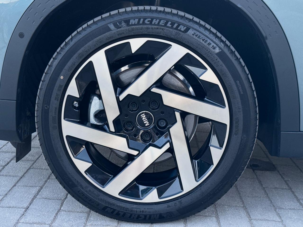 Mini Cooper Countryman C Favoured*TETTO*H/K*360*PELLE*