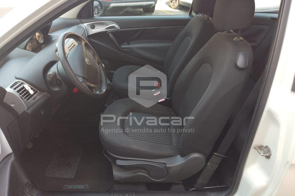 LANCIA Ypsilon 1.4 Oro