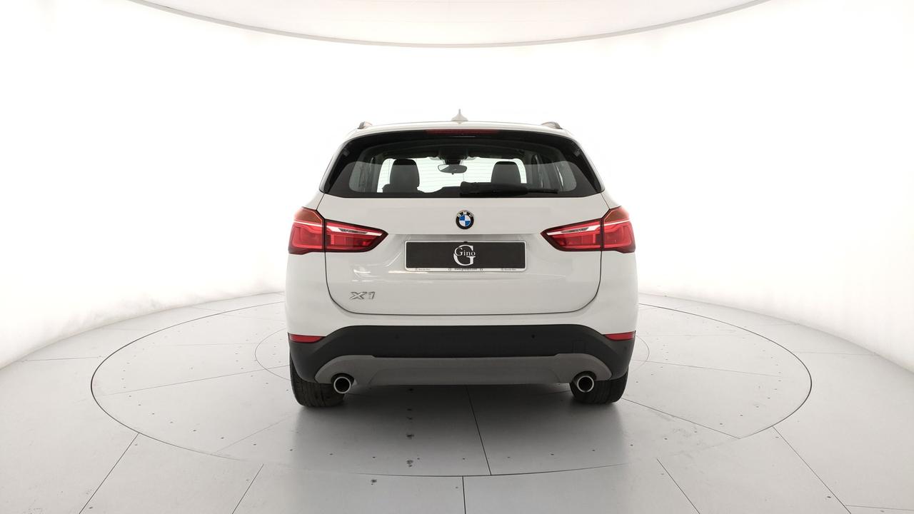 BMW X1 sdrive18d Business auto my18