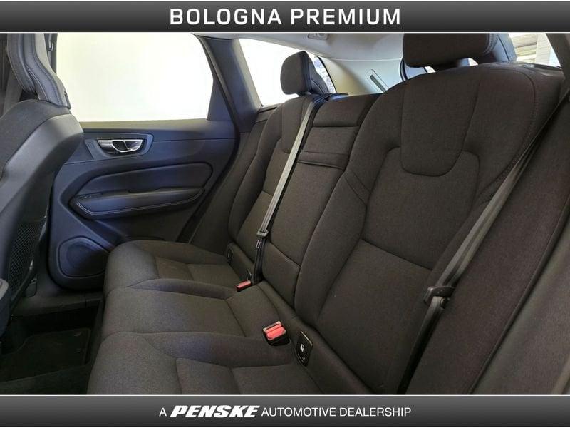 Volvo XC60 XC60 B4 (d) Geartronic Momentum Pro N1 - AUTOCARRO