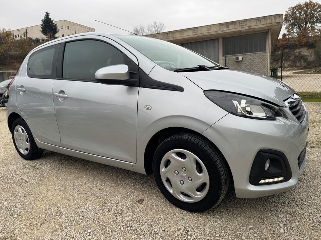 Peugeot 108 1.0 VTi 68 5 porte Allure