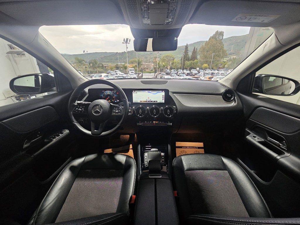 Mercedes-Benz GLA 200 d Automatic Business