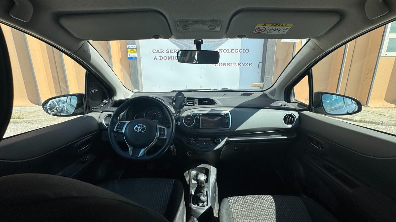 TOYOTA YARIS 1.0B 69CV - 2014