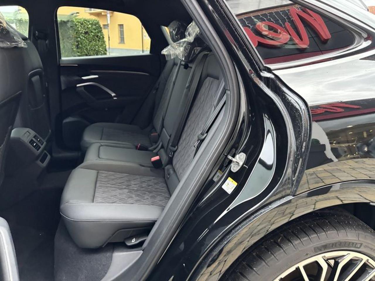 Audi Q5 SPB 40 TDI 204 CV quattro S tronic Identity Black