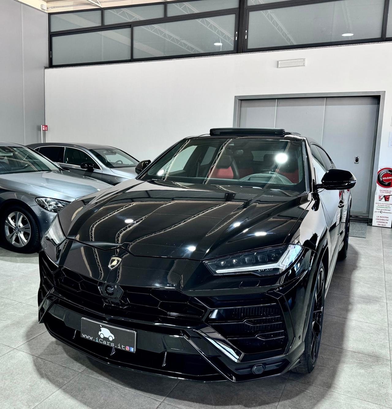 Lamborghini Urus 4.0 V8 Total Black