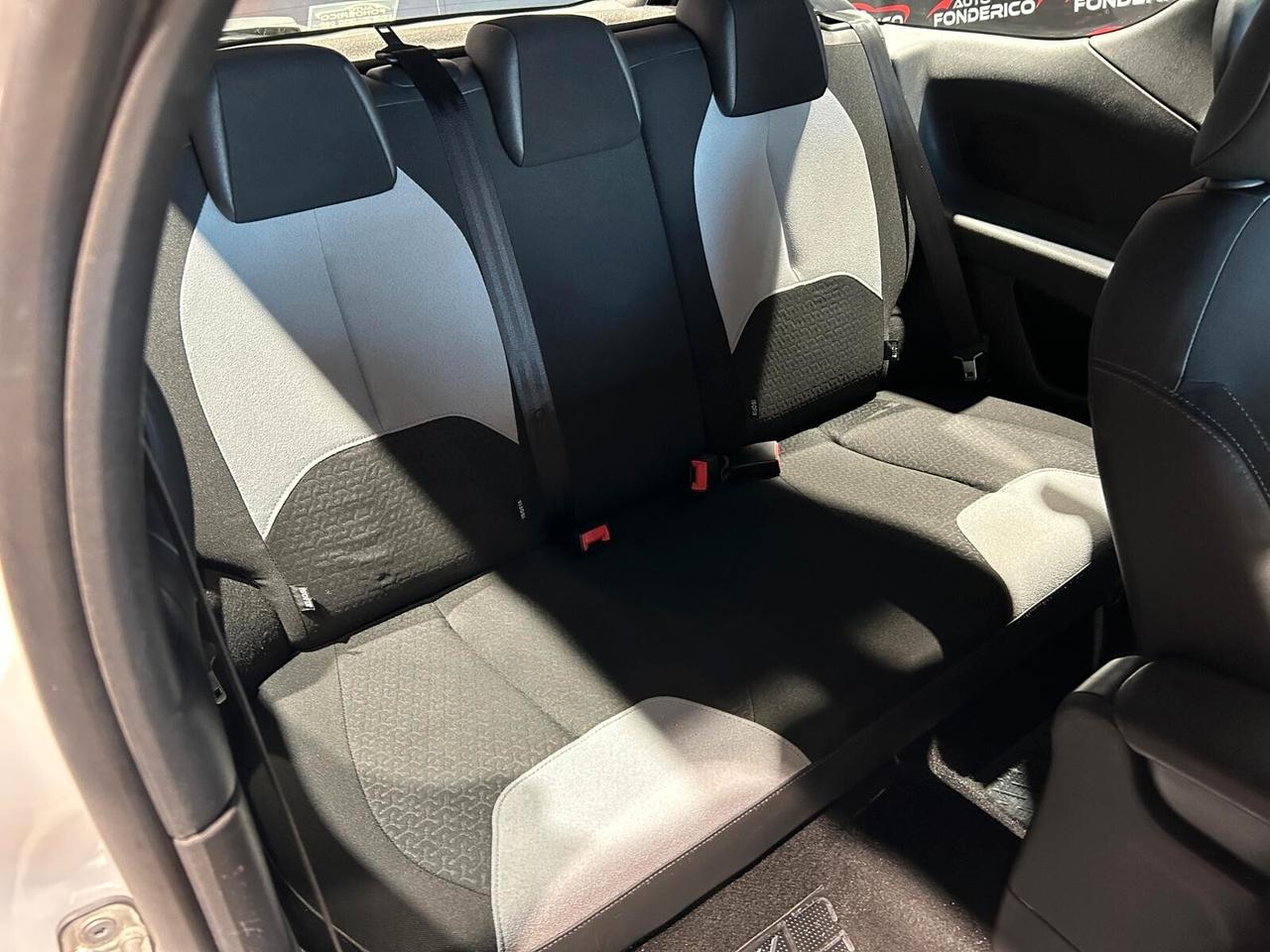 Ds DS3 1.4 Diesel - 2010