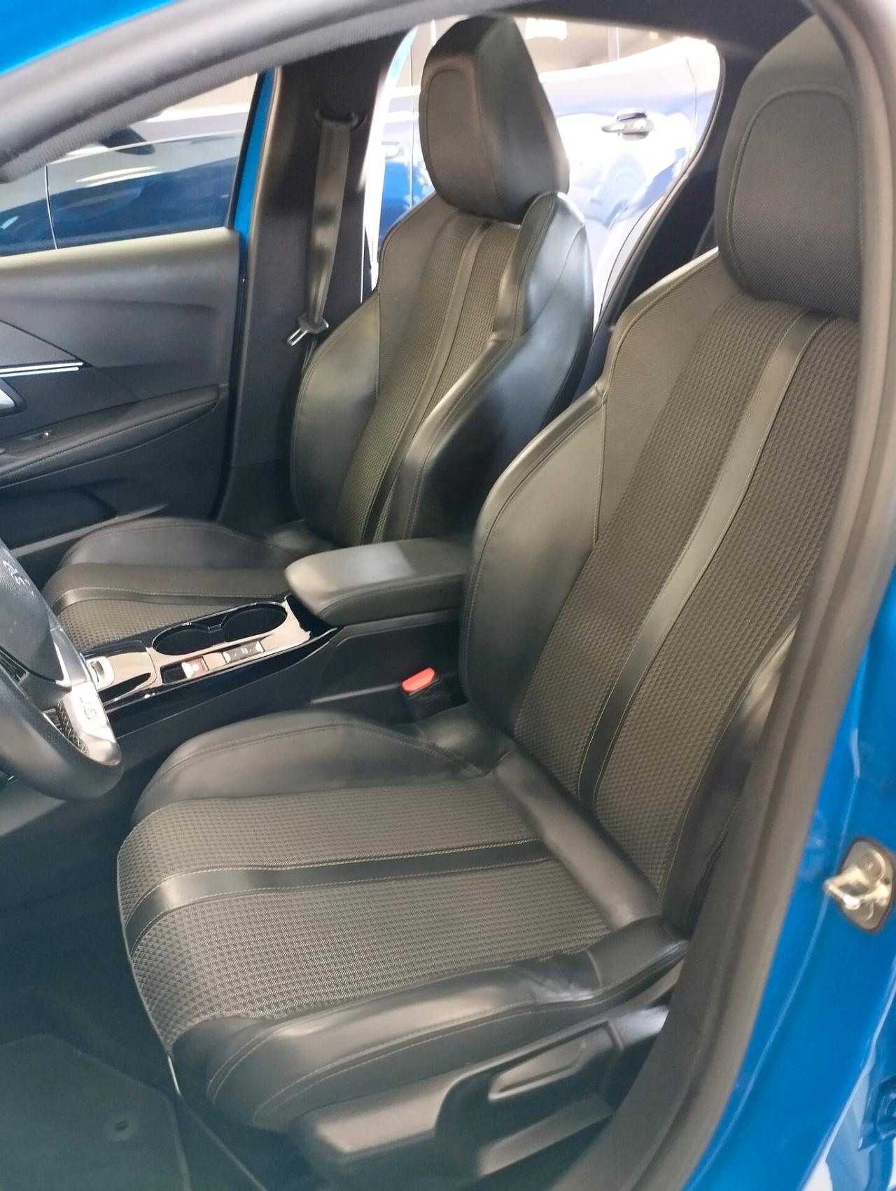 Peugeot 208 PureTech 100 Stop&Start EAT8 5 porte GT Line