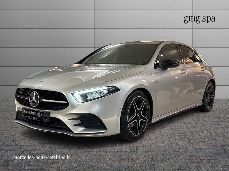 Mercedes-Benz Classe A A 180 d Premium Night edition auto