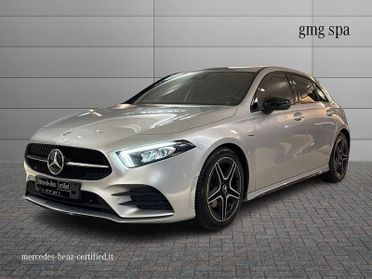 Mercedes-Benz Classe A A 180 d Premium Night edition auto