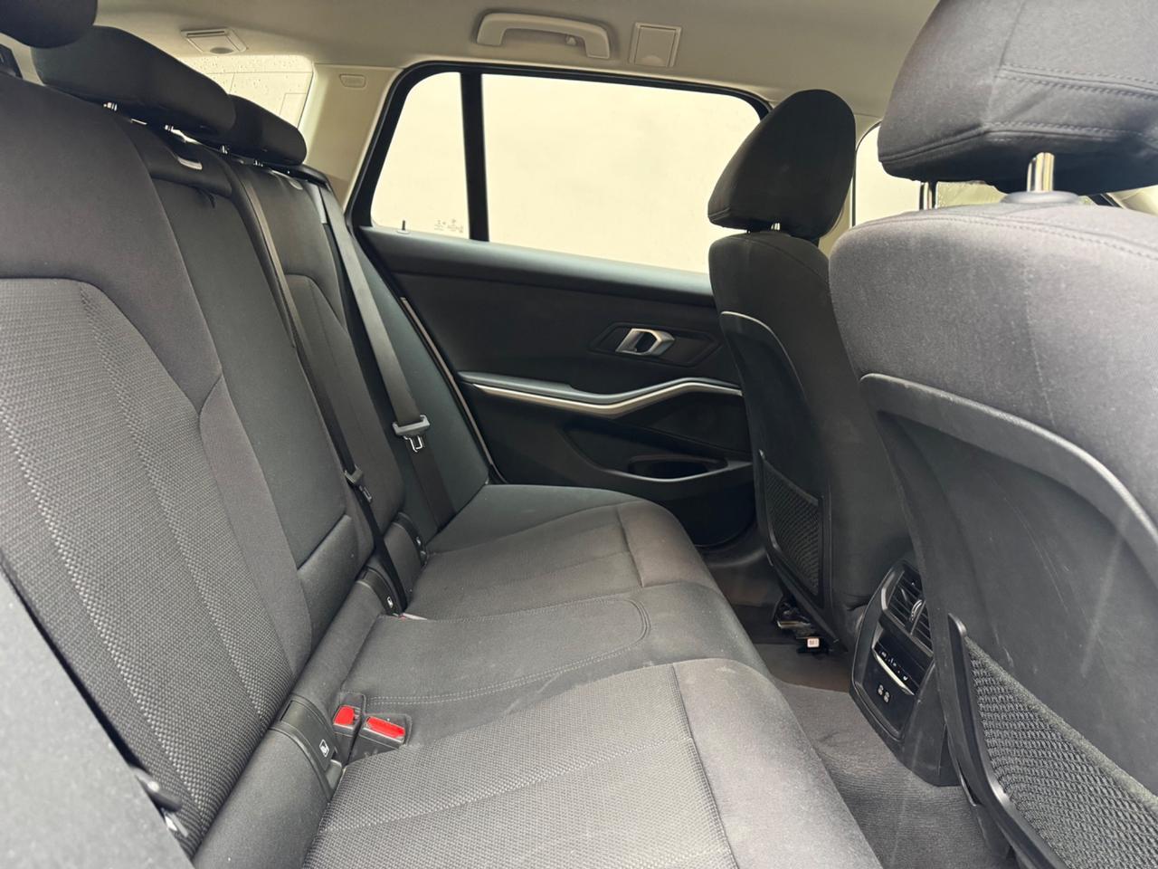 Bmw 330 330e xDrive Touring Business Advantage