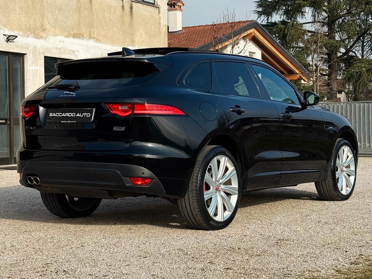Jaguar F-Pace 2.0 R-Sport AWD 180cv my19 | PREZZO PROMO