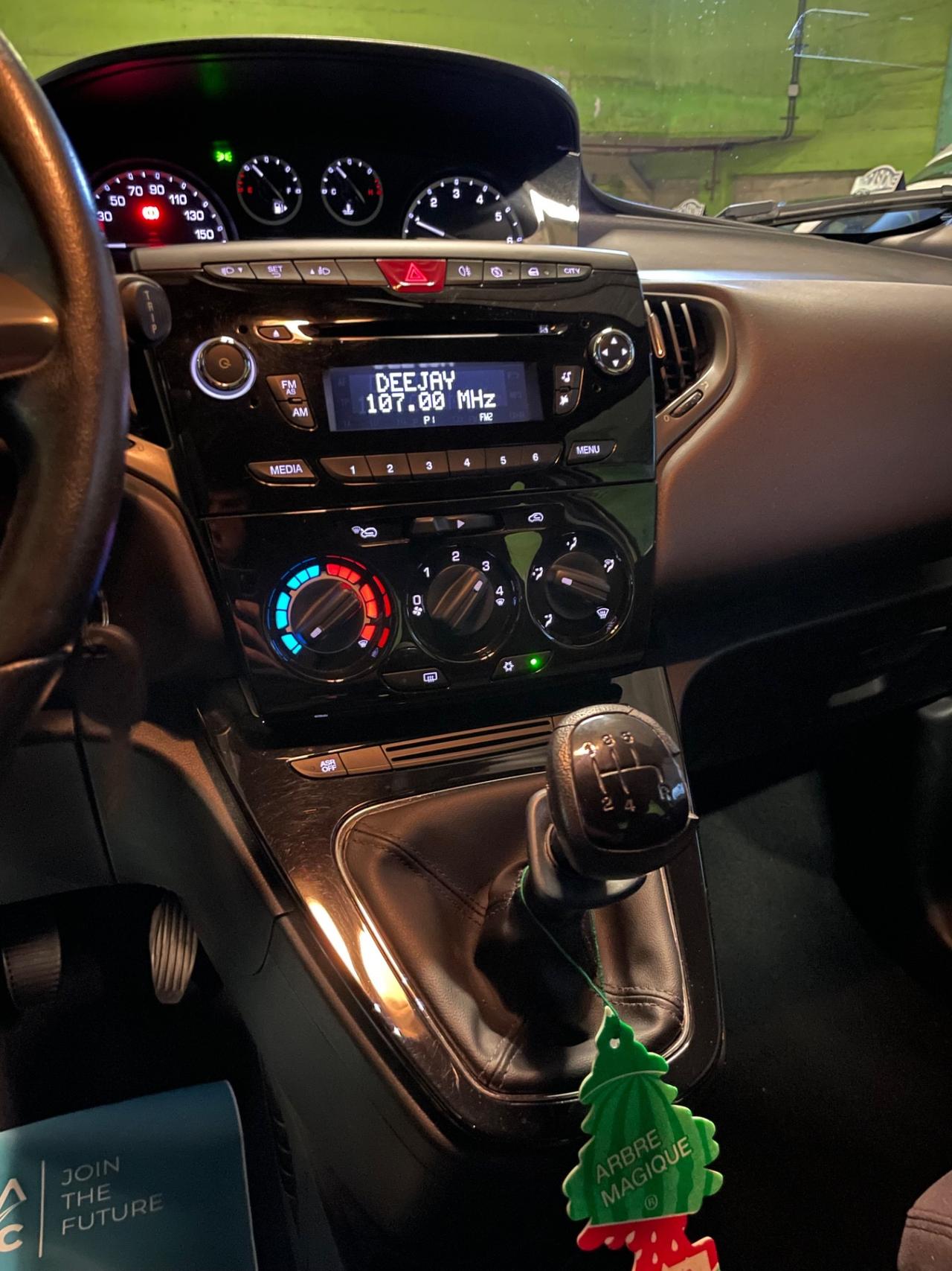 Lancia Ypsilon 1.2 Neopatentati Euro 5