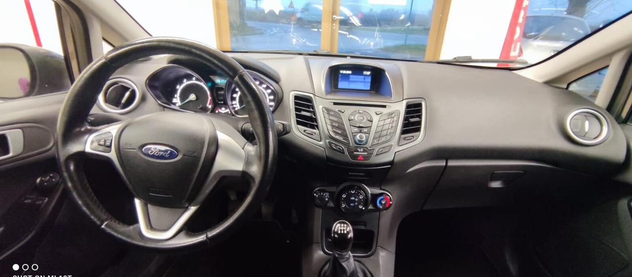 Ford Fiesta 1.4 5 porte Bz.- GPL Black & White Edition