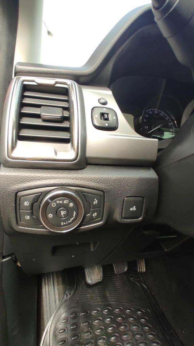 FORD Ranger 2.0 TDCi DC Limited 5 posti