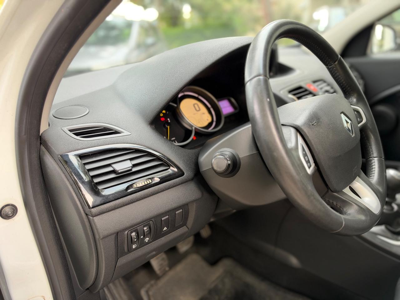 Renault Mégane 1.5 dCi 110CV SporTour Attractive