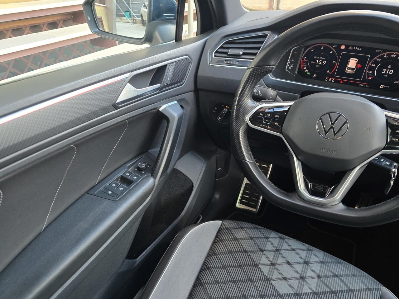Volkswagen Tiguan 2.0 TDI 150 CV SCR DSG R-Line