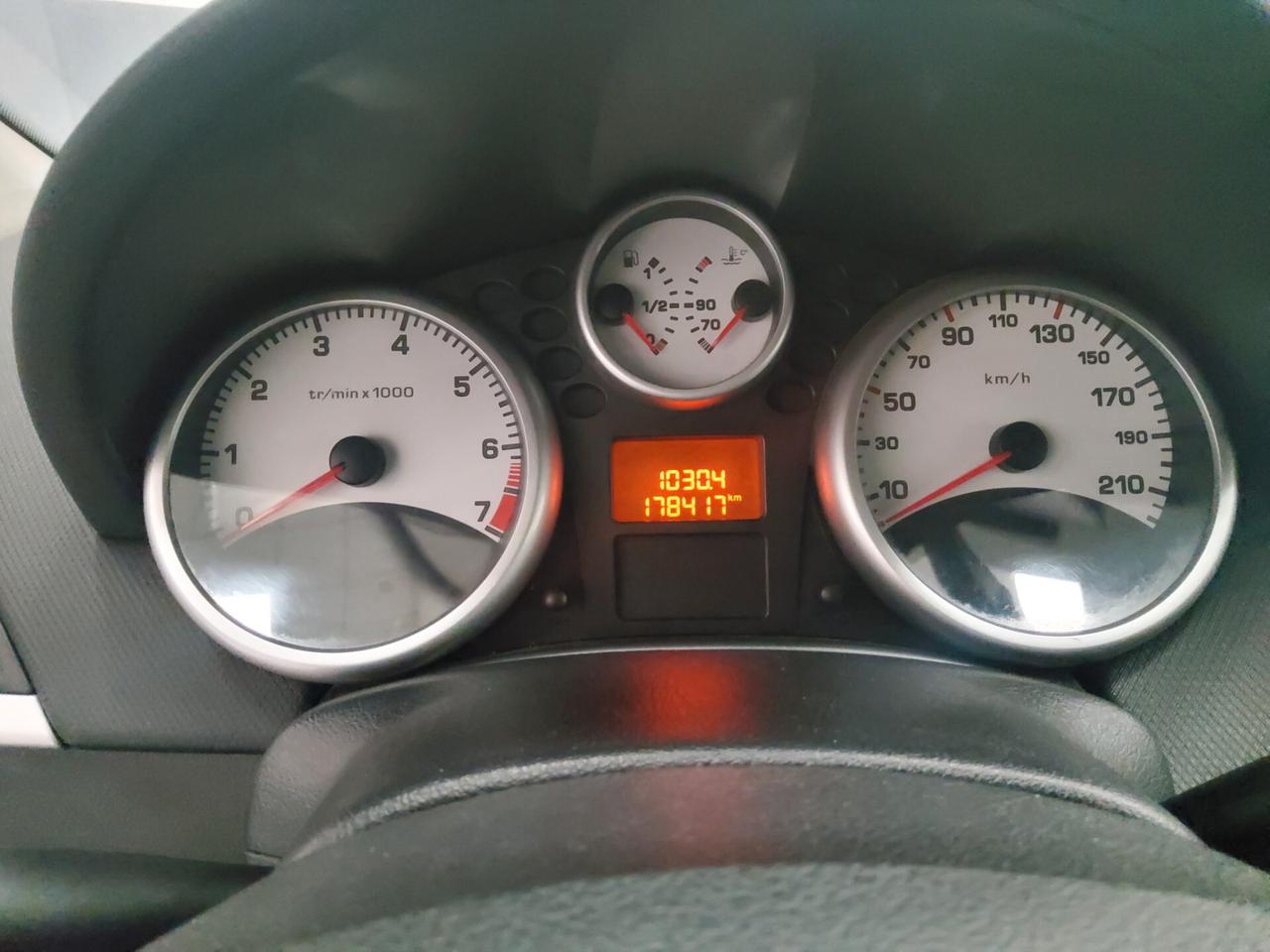 Peugeot 207 1.4 VTi 95CV SW ONE Line