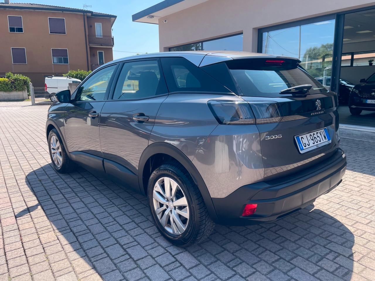Peugeot 3008 BlueHDi 130 S&S EAT8 Active Pack