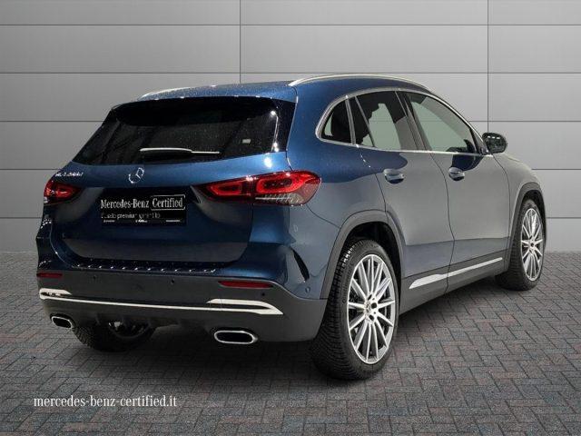 MERCEDES-BENZ GLA 200 d Automatic Premium