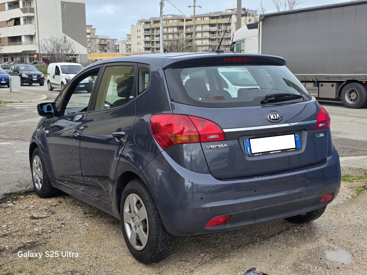 Kia Venga 1.4 EcoGPL Cool 10/2016 CRONO CASA MADRE