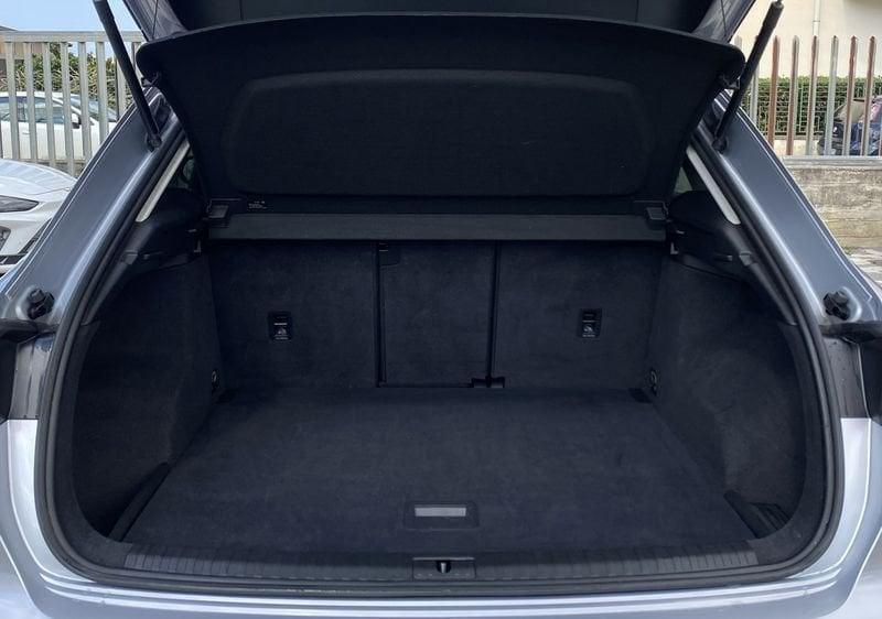 Audi Q3 Business 2.0 TDI 150CV S-Tronic 35