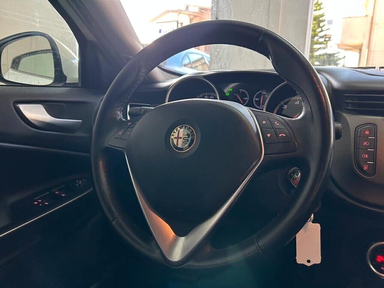 Alfa Romeo Giulietta 1.6 JTDm-2 105 CV Distinctive
