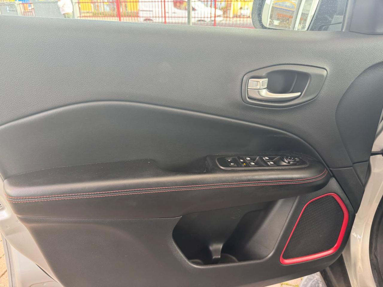 Jeep Compass Trailhawk 1.3 T4 PHEV