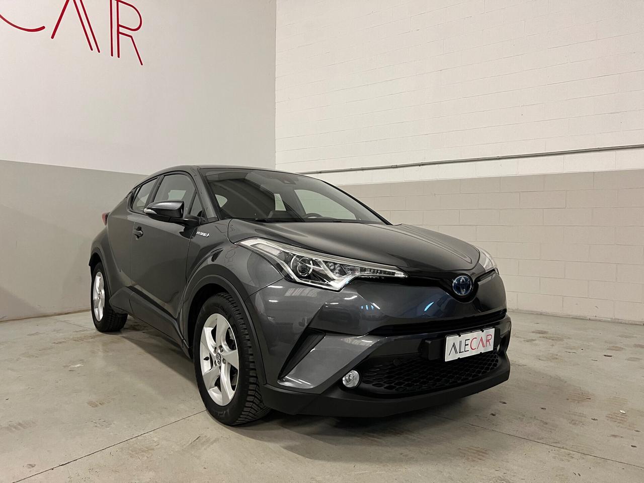 Toyota C-HR 1.8 Hybrid E-CVT Style