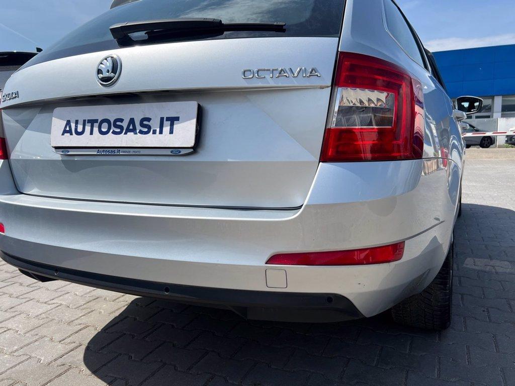 SKODA Octavia Wagon 1.6 tdi cr Executive 105cv dsg del 2015