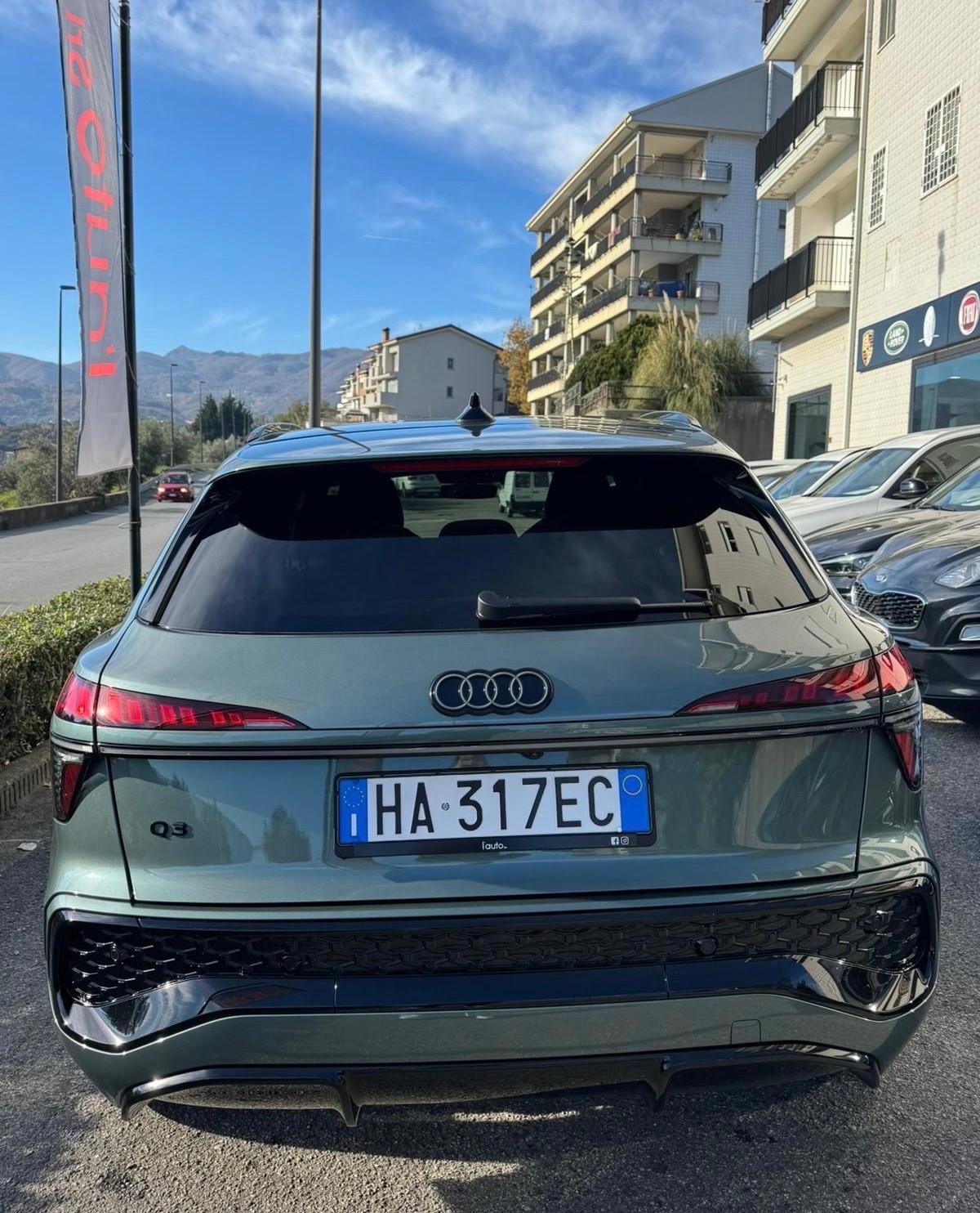 Audi NEW MODEL Q3 35 TFSI S tronic line edition