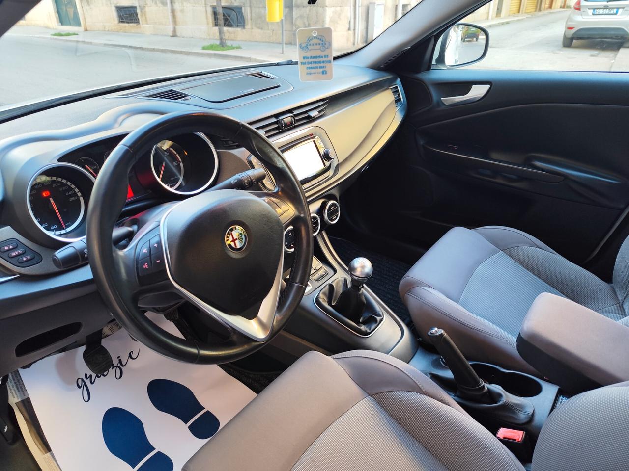 Alfa Romeo Giulietta 1.6 JTDm-2 105CV Distinctive