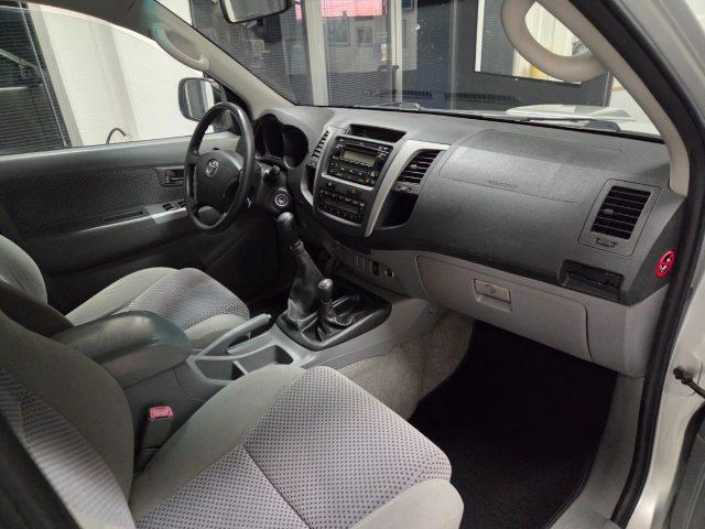 TOYOTA Hilux 3.0 D-4D 4WD MANUALE