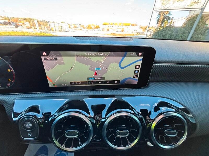 MERCEDES Classe A (V177) A 180 d Automatic ...