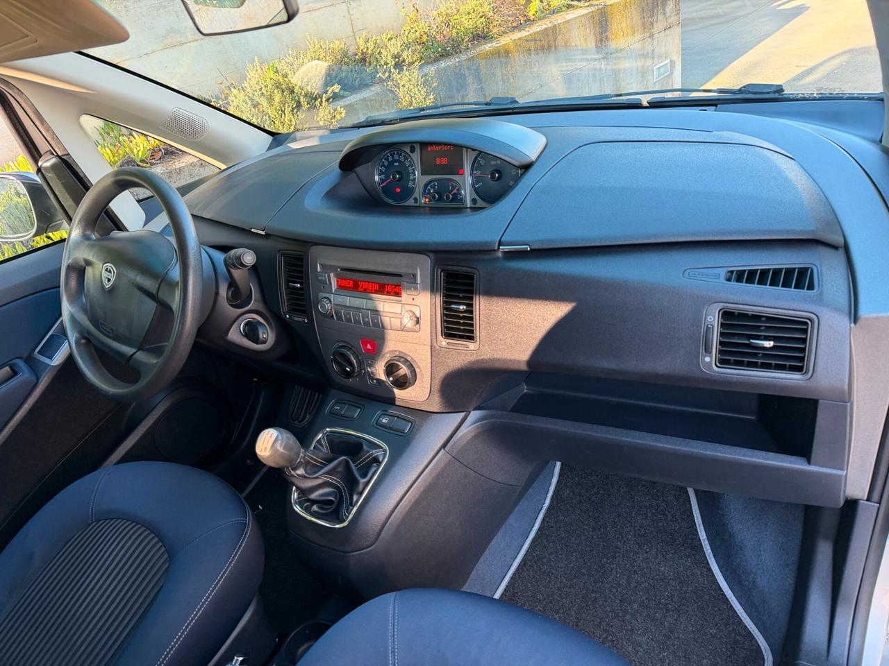 Lancia musa 1.3 MJT 90 CV Oro plus.Si neopatentati