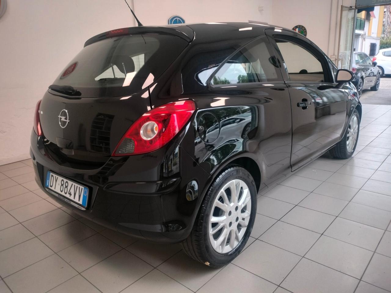 Opel Corsa 1.2 5 porte Easytronic Enjoy