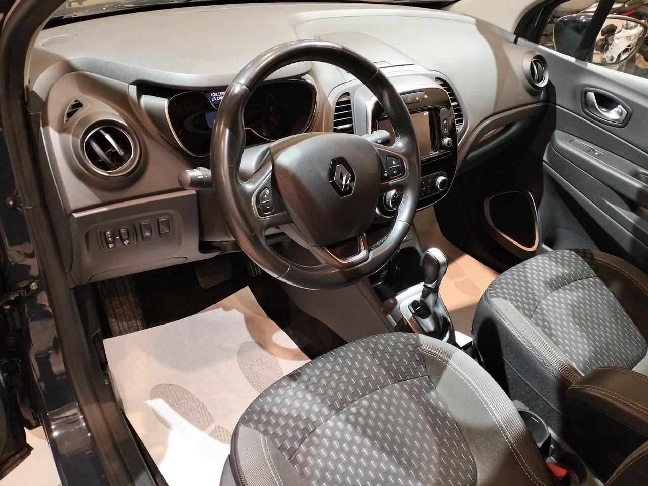 Renault Captur 1.5 dci Intens 90cv auto *60.000 KM*NEOPATENTATI*