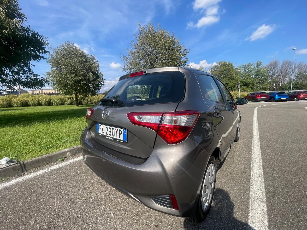 Toyota Yaris 1.0 5 porte Business