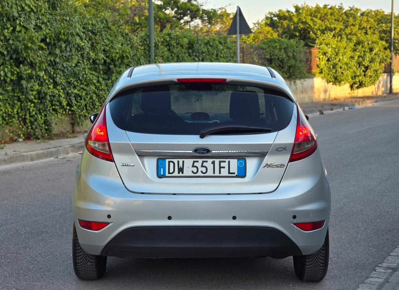 FORD FIESTA TITANIUM 1.4 DIESEL PERFETTA E FULL