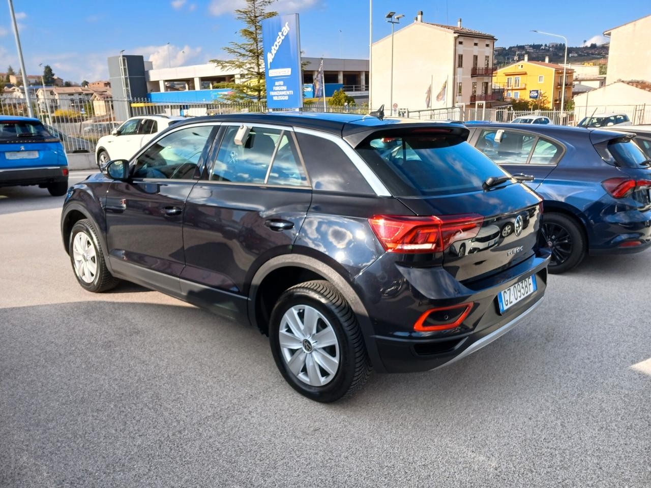 VOLKSWAGEN T-ROC 1.0 TSI 110CV LIFE 2022 BENZINA