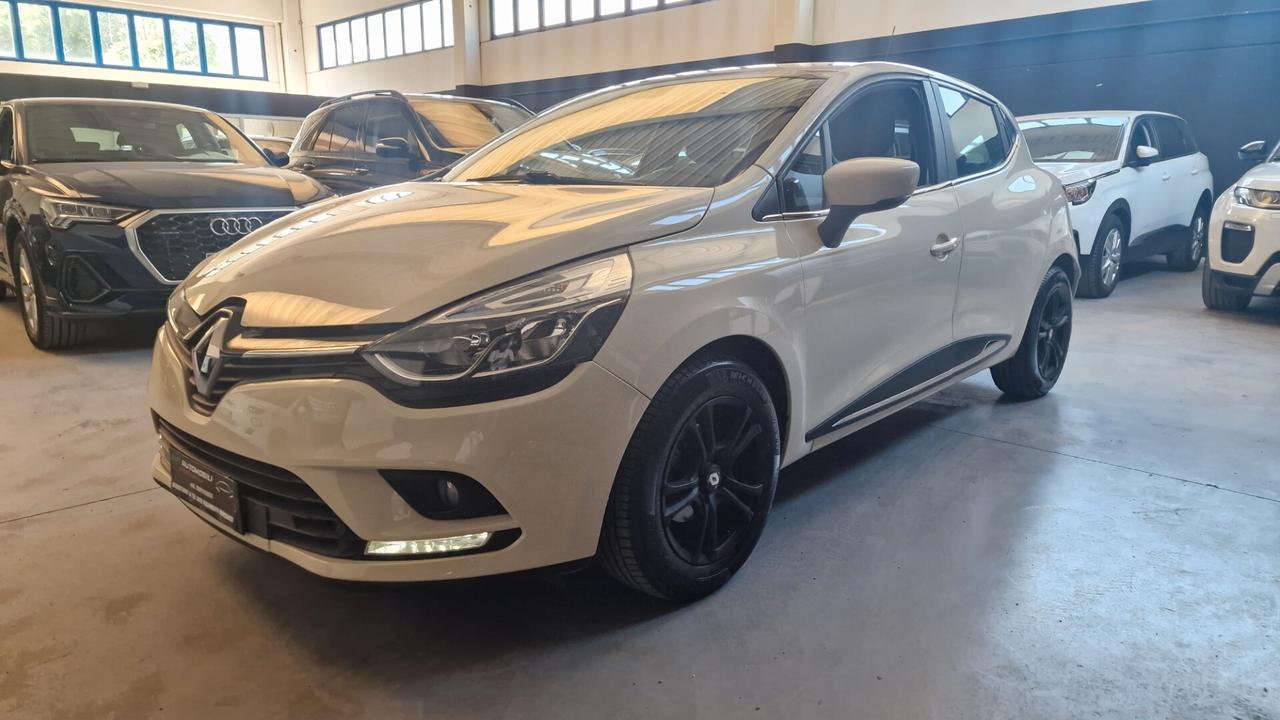 Renault Clio 1.2 75CV 5 porte Intens