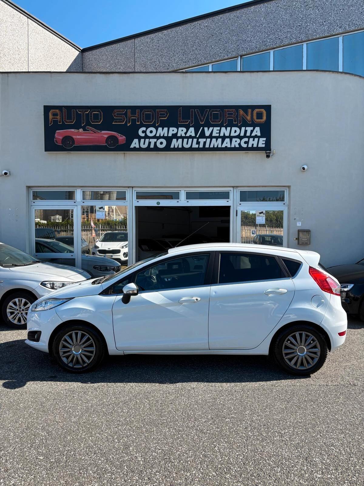 Ford Fiesta 1.5 TDCi 75CV 3 porte Black & White Edition