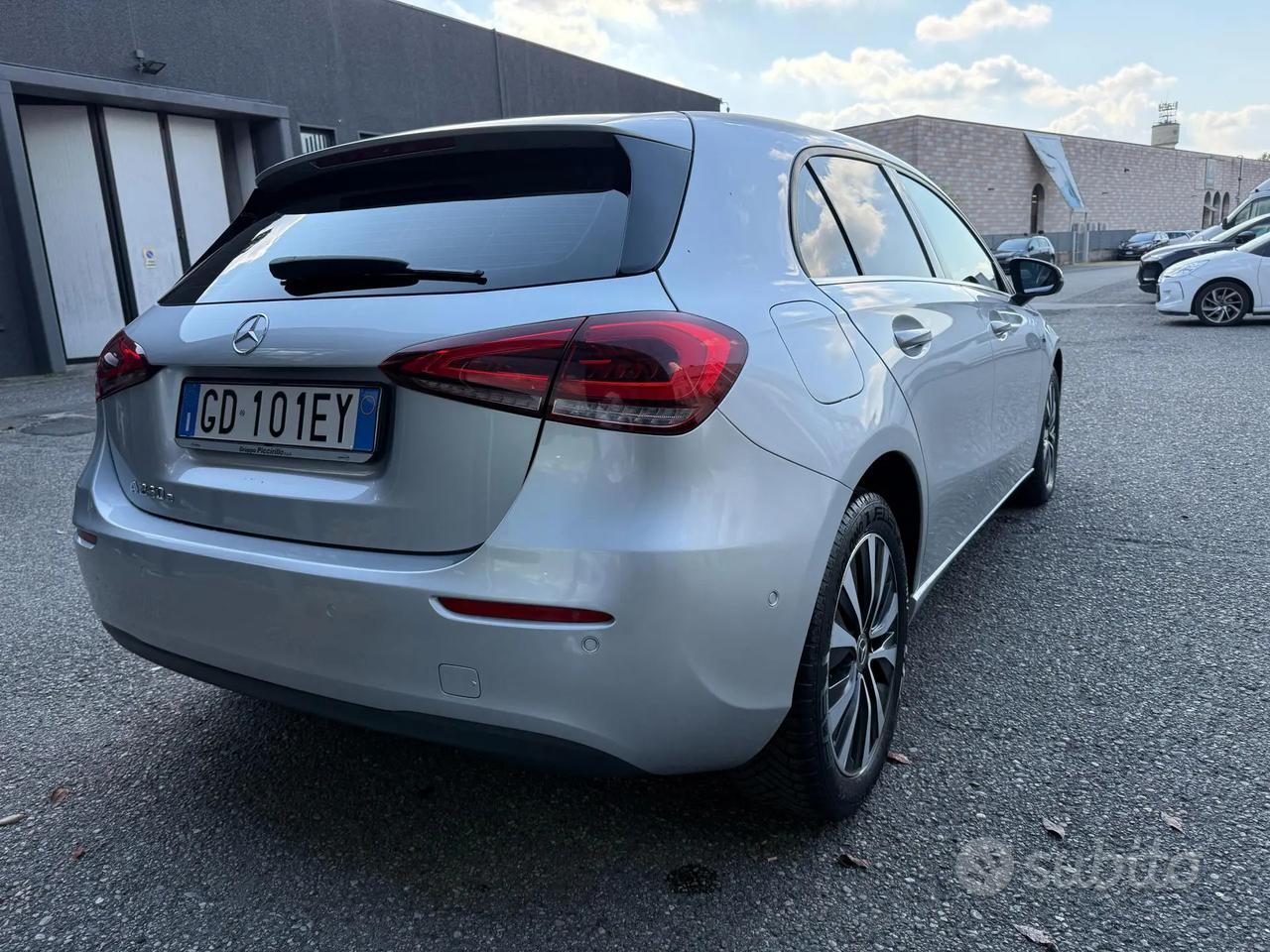 Mercedes A 250 e EQ-POWER Business Extra 7G-DCT