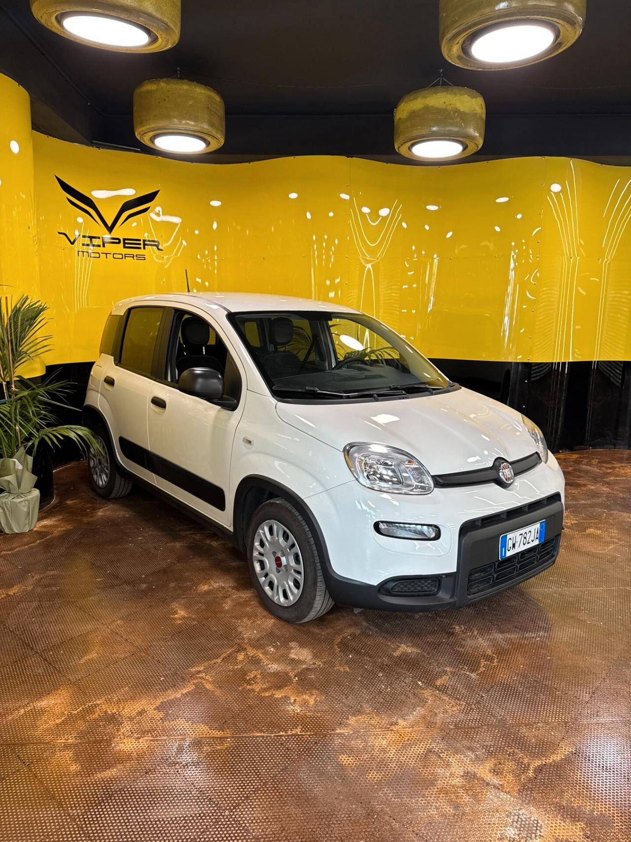 Fiat Panda 1.0 Hybrid Van 4 posti PERMUTA