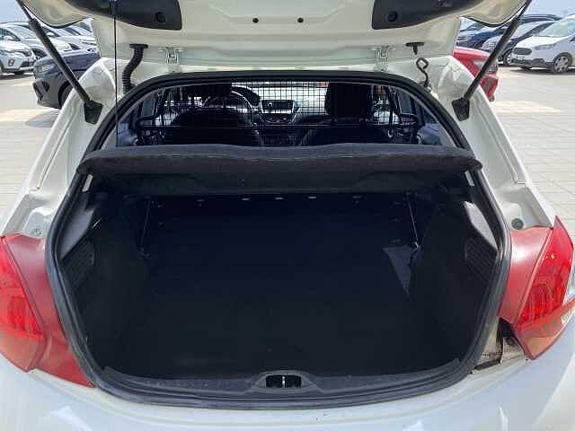 Peugeot 208 1.4 HDi 68 CV 5 porte Active