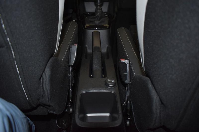 Citroën C3 Turbo 100 cv Manuale MAX + KIT RIPARAZIONE