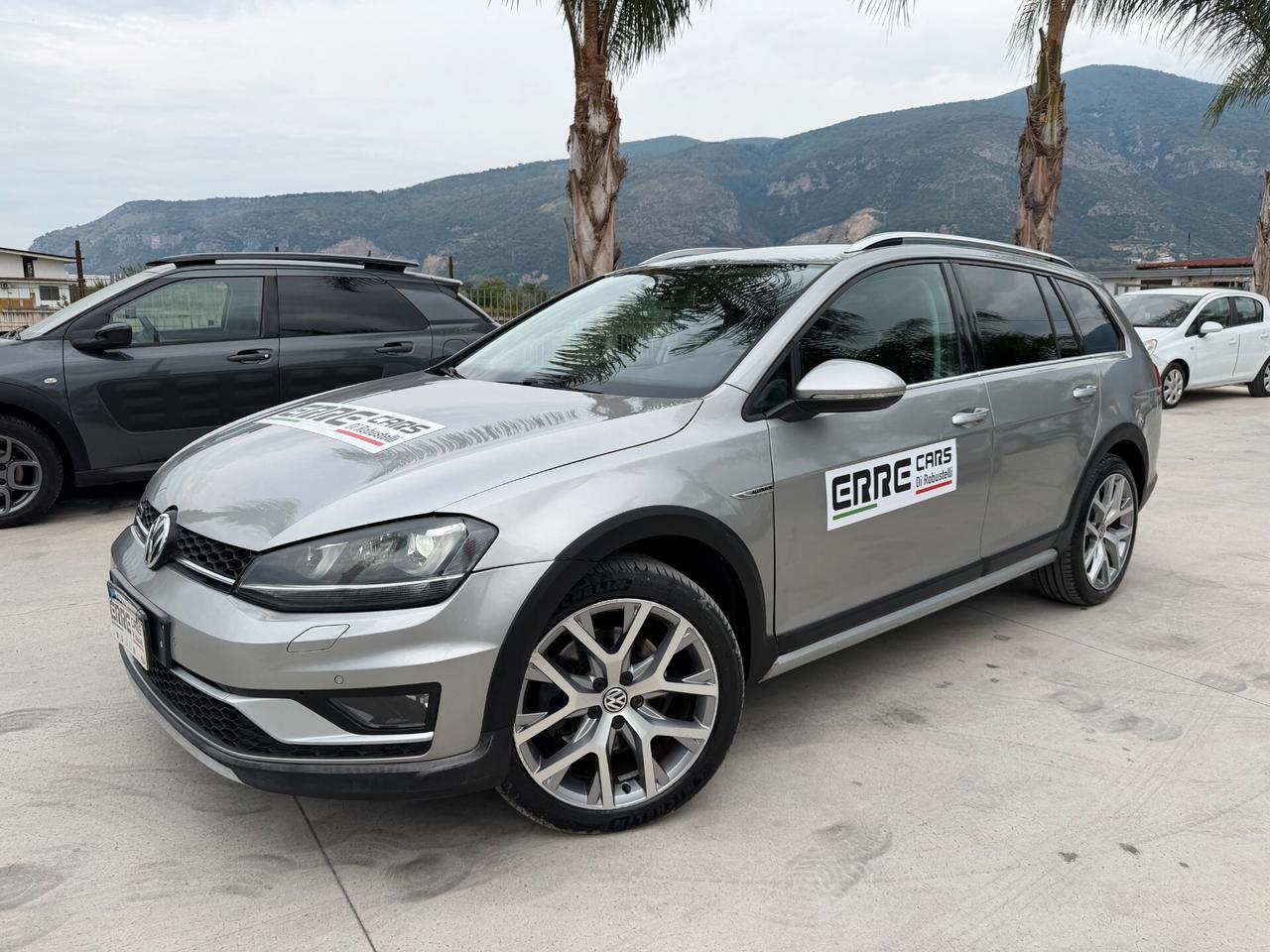 VOLKSWAGEN GOLF VAR. DSG 4MOT 2015 2.0 DIESEL/GPL 184 CV