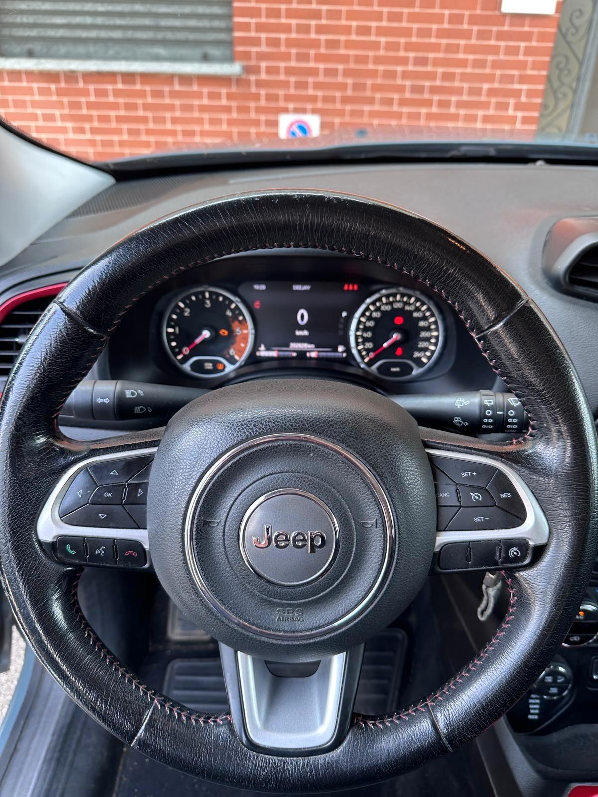 Jeep Renegade 2.0 Mjt 170CV 4WD Active Drive Low Trailhawk