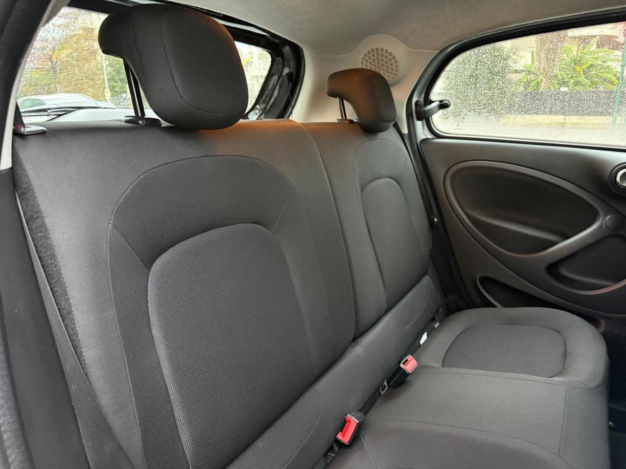 Smart Four Four 1.0 71cv Clima cambio Manuale PDC